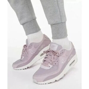 Nike Women's Air Max 90 Sneakers Plum Fog Venice Summit White Size 9.5